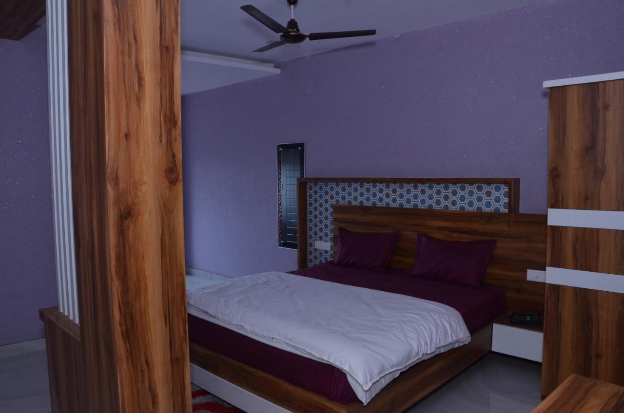 Hotel Blue Bell Raiwala Exterior foto
